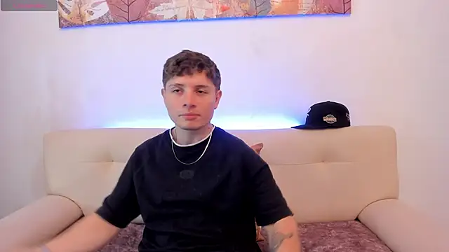 Leoo Miller online show from October 14, 9:11 pm