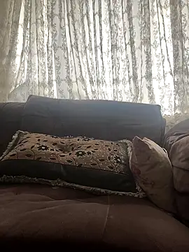 genckaan00 online show from October 20, 8:40 am