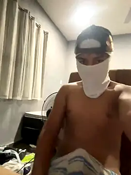 lain213 online show from October 30, 6:26 am