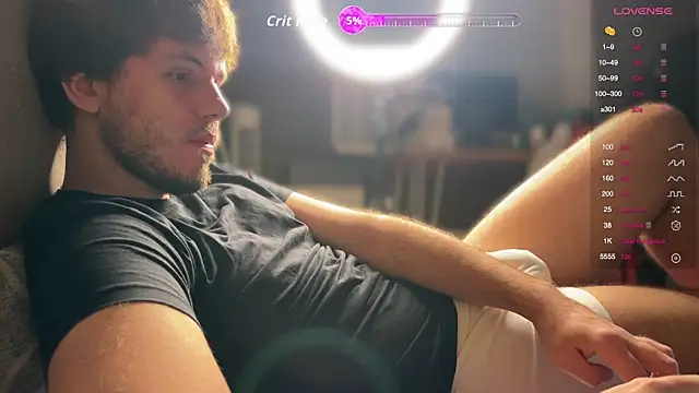 mynameischris online show from November 15, 6:43 pm