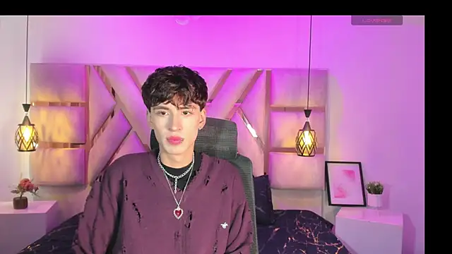 demianmoon online show from October 22, 12:09 pm