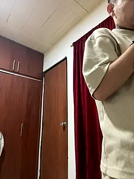 Snapshot of davidxxx_2012 chatting on October 30, 4:30 pm davidxxx 2012 online show from October 30, 4:30 pm