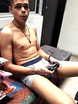 Snapshot of nexus0_o chatting on October 29, 12:52 pm nexus0 o online show from October 29, 12:52 pm