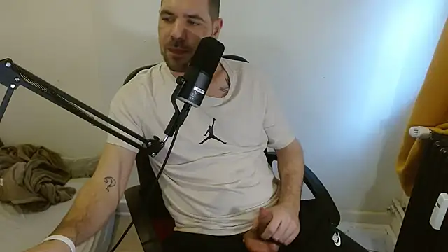 chibrax918 online show from December 17, 10:00 am