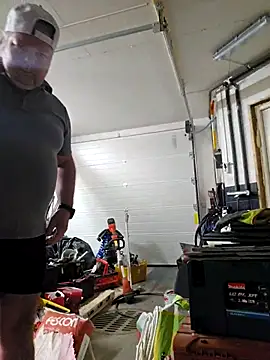 Snapshot of toyboyfin chatting on October 9, 2:55 pm toyboyfin online show from October 9, 2:55 pm