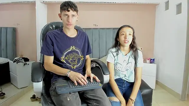 Taylor and exidt online show from November 8, 2:31 pm