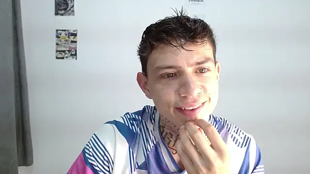 hot teo  online show from December 4, 11:28 am