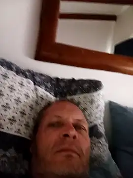 Snapshot of LyrateMarathon chatting on October 21, 1:14 pm LyrateMarathon online show from October 21, 1:14 pm