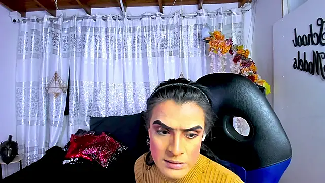 ZAMMIRA online show from November 4, 6:14 am