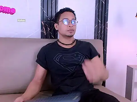 Jayden Morris online show from December 15, 11:07 am