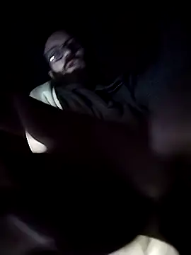 kiimakalu online show from December 5, 8:05 pm