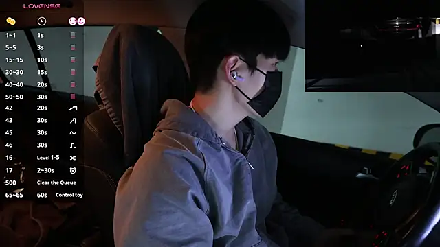 koreanboy2341 online show from March 13, 3:30 pm