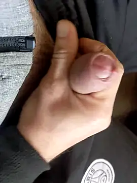 Snapshot of szabi1995 chatting on October 29, 2:20 pm szabi1995 online show from October 29, 2:20 pm