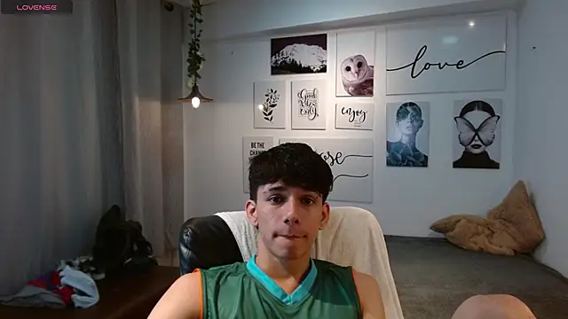 AmethystShadow17 online show from December 4, 5:20 pm