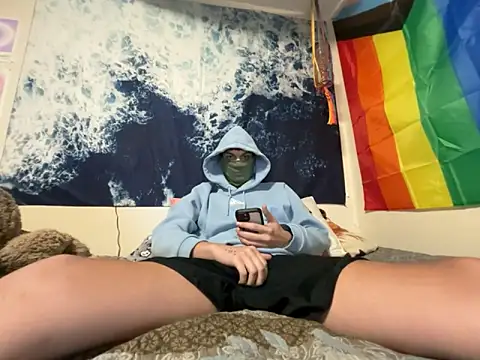 m jfreaky online show from November 8, 10:57 pm