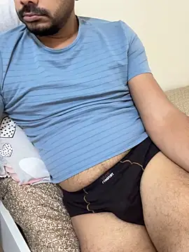 Handsome8677 online show from November 11, 9:36 am