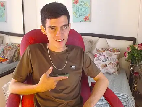 Snapshot of Kain_noir_ chatting on October 19, 9:07 pm Kain noir  online show from October 19, 9:07 pm