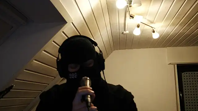 Symph0ny 0f Gh0sts online show from November 9, 7:51 pm