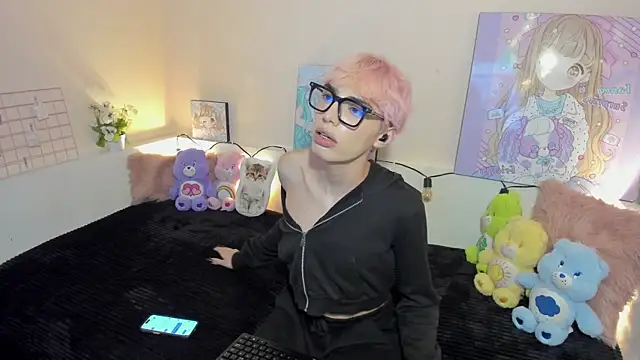 Strawberry Kitty  online show from November 20, 11:03 pm