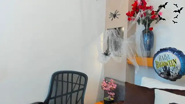 JohnBelRose online show from October 21, 8:34 pm