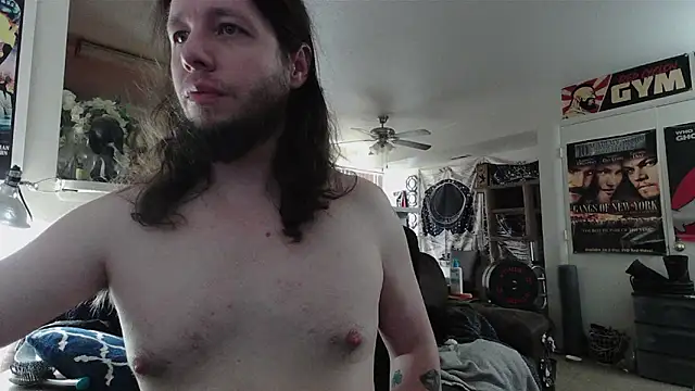 biggerisbetter12 online show from May 22, 5:07 pm