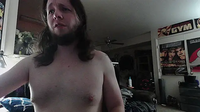 biggerisbetter12 online show from May 15, 10:34 am