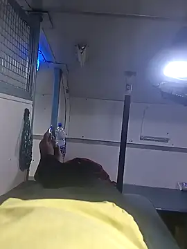 Snapshot of RNlov chatting on October 19, 3:37 pm RNlov online show from October 19, 3:37 pm