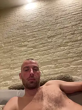 Rotteei1 online show from October 29, 8:01 pm