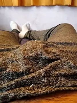 dav282812 online show from October 18, 7:30 pm