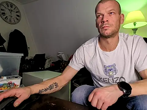 Kinky Play1 online show from January 17, 9:27 pm