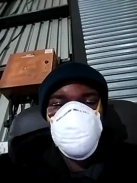 loVbRo1 online show from November 6, 6:44 pm