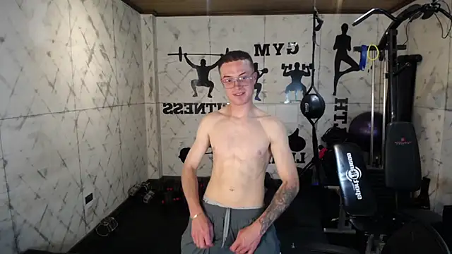 Lil James online show from November 8, 8:45 pm