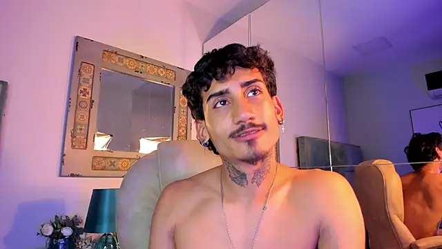 Mr Strike online show from January 10, 7:39 pm