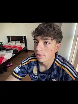 JUSTIN JHONS online show from March 16, 8:46 pm