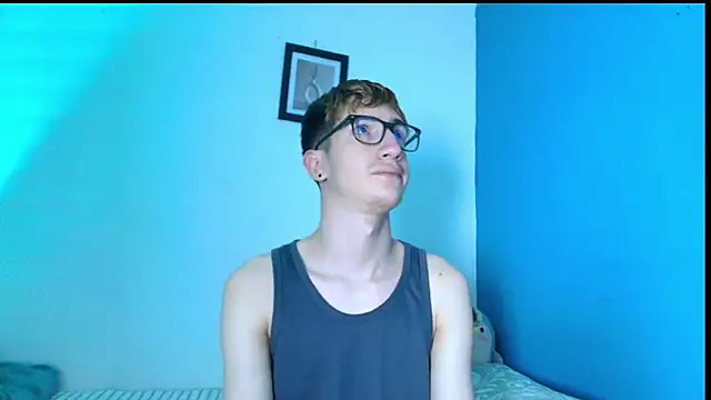 Erick Taylor3 online show from March 3, 9:21 pm