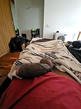 16Hose online show from March 21, 11:25 am