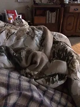 meatzzzzzz online show from February 21, 2:18 pm