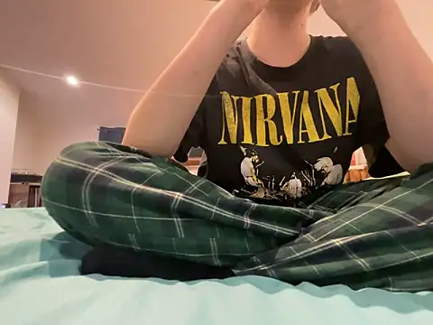 Lenouveau- online show from February 13, 9:42 pm