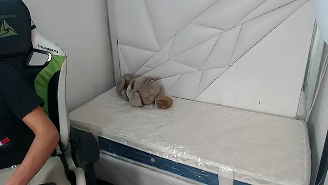 Cash G  online show from November 24, 8:54 pm