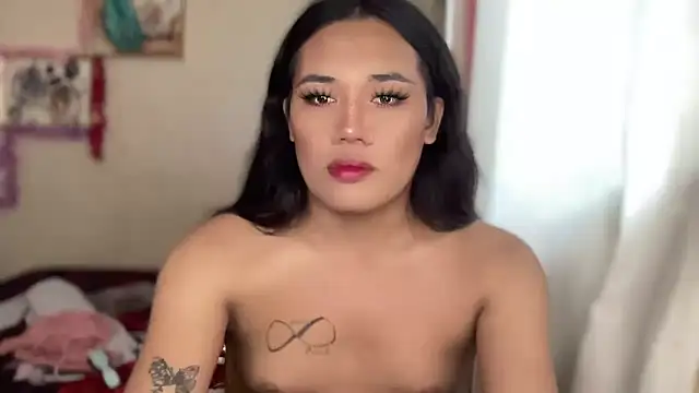 untouchable mia online show from December 18, 3:46 am