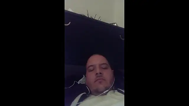 botlikroli online show from March 4, 8:49 pm