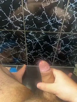 bfbfbfrr online show from February 11, 6:46 pm