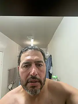 ezrah23 online show from March 13, 6:36 pm