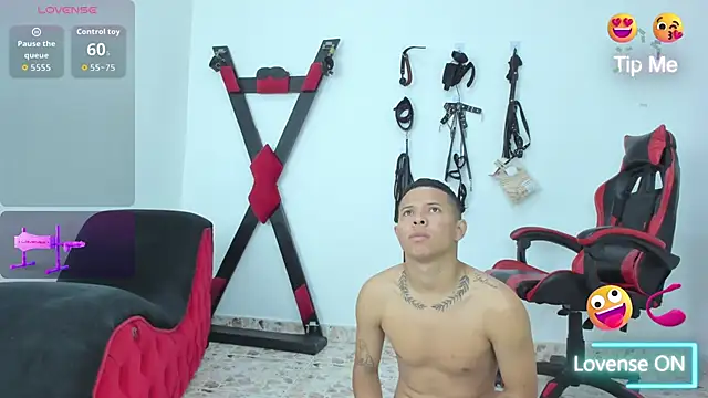 Steven19 LatinBoy online show from November 12, 12:00 pm