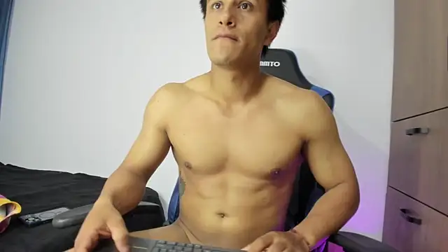 dorman boy online show from November 19, 4:45 am