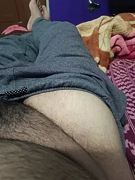 bearslove143 online show from March 10, 1:17 pm