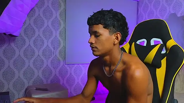 Boy savoy online show from December 5, 7:37 am