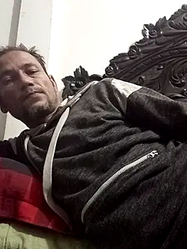 Najirhossain72 online show from December 22, 7:11 pm