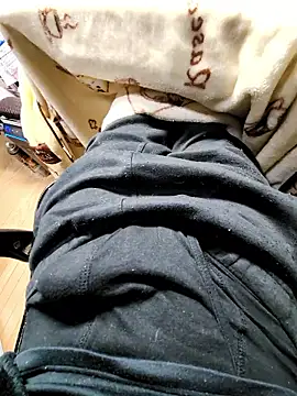 yuyuyu23565 online show from November 14, 1:12 pm