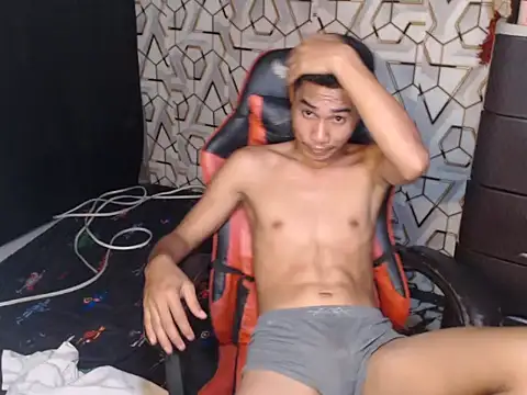 mrsexyteens online show from November 18, 3:05 pm